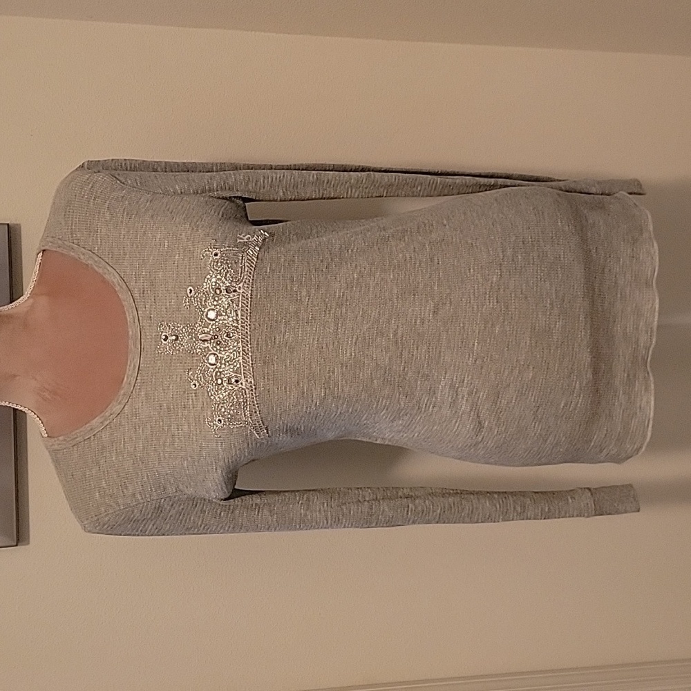 Victoria's Secret Thermal Jeweled Crown Long Sleeved Shirt, Size L, EUC!